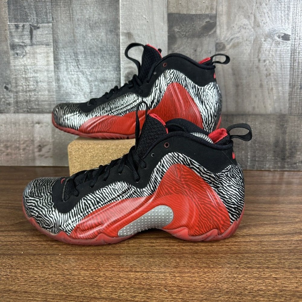 Nike Air Flightposite Exposed Zebra Size 8.5 616765-001 Red Black Silver OG Foam